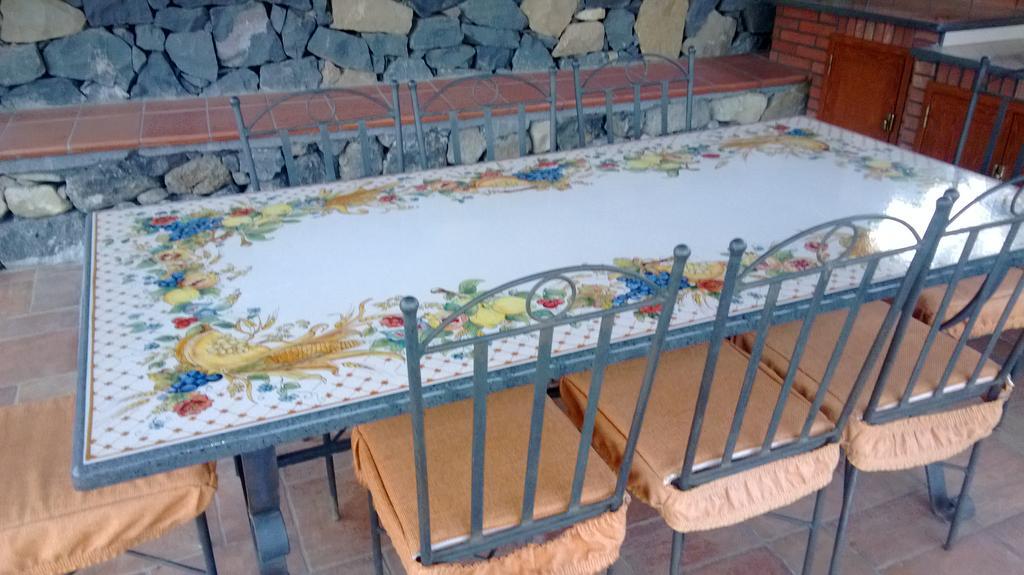 Taormina Ibiscus Alcantara Gaggi
